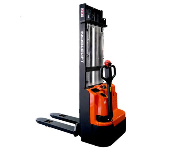 Самоходный штабелер Noblelift ECL15B (1600)